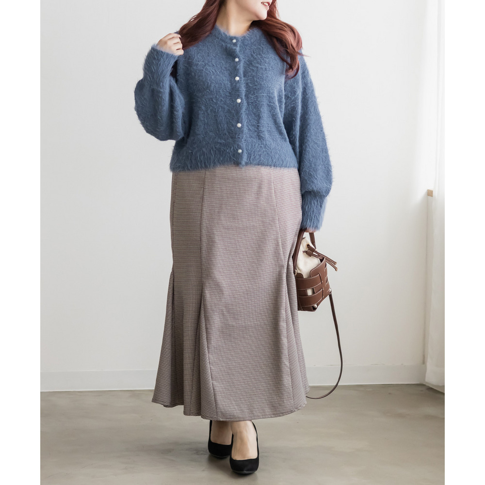 フェザーヤーンパール釦カーディガン7