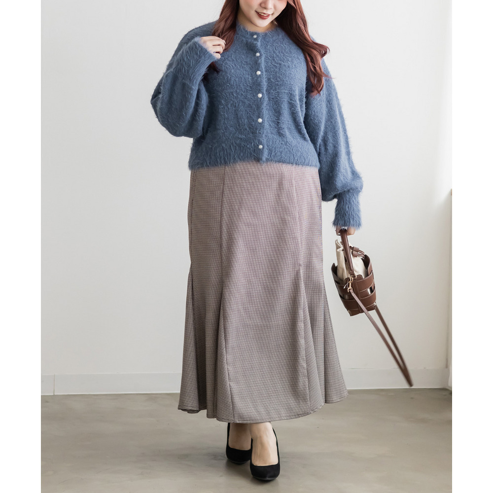 フェザーヤーンパール釦カーディガン8