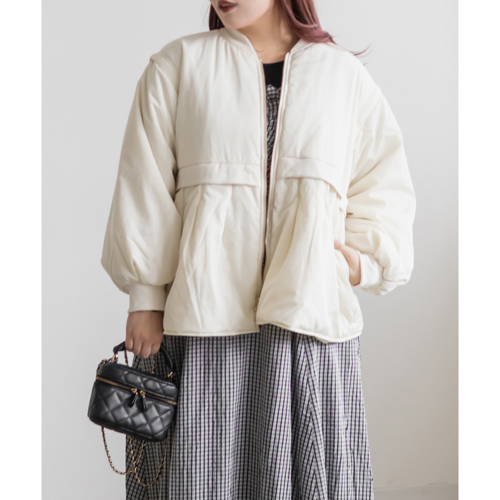 中綿ペプラムジャケット1