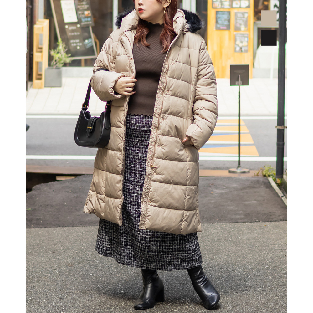 ファーフード付きロングコート1