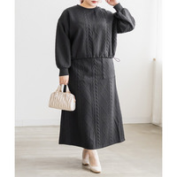 ふくれジャガードドロストトップス&フレアスカート