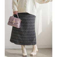 タック入りツイードナロースカート