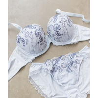 フラワーレースソフトワイヤーブラジャー＆ショーツセット