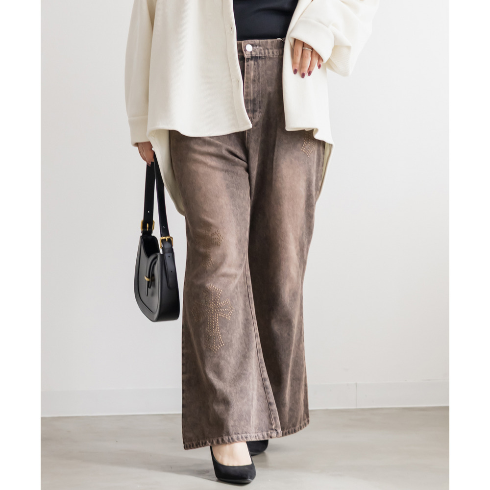 クロススタッズデニムフレアパンツ2