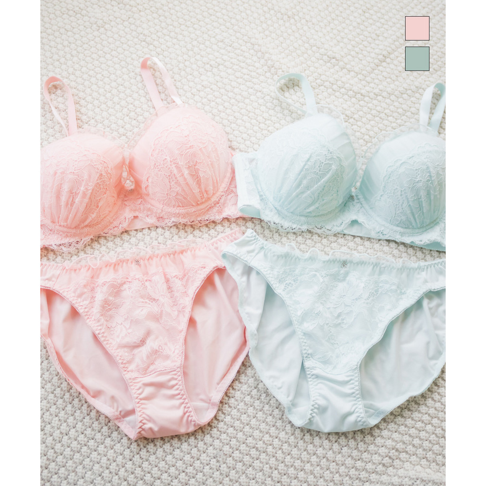 フェミニンレースブラジャー＆ショーツセット