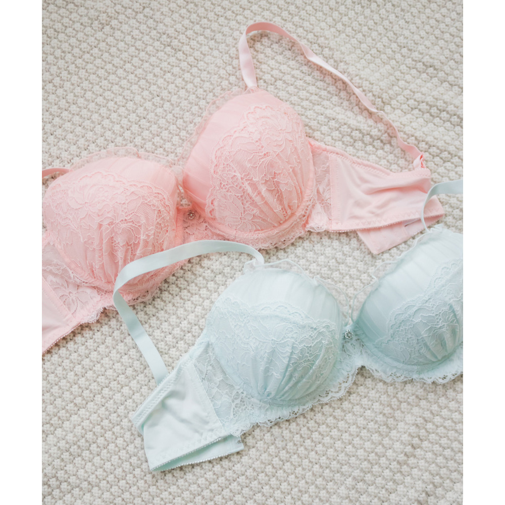 フェミニンレースブラジャー&ショーツセット4