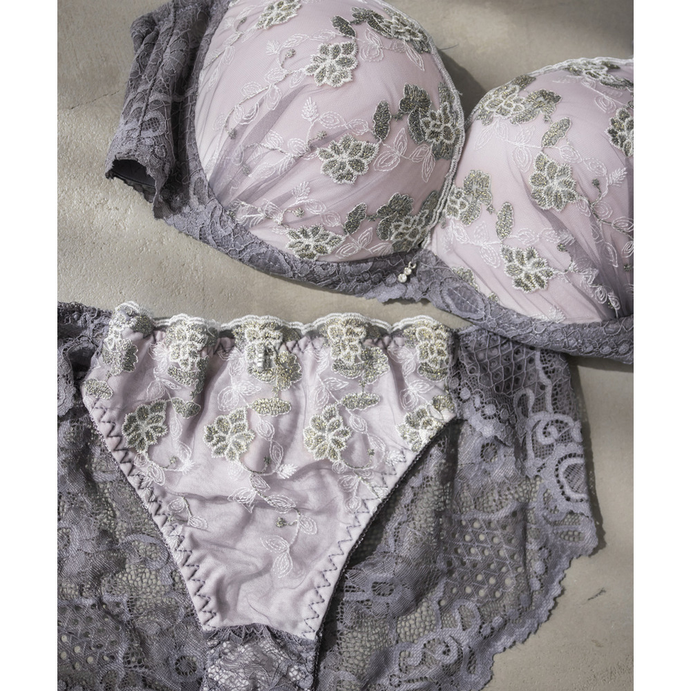 脇高シャイニーレースブラジャー&ショーツセット1