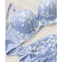 フラワー刺繍ソフトワイヤーブラジャー&ショーツセット