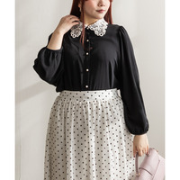 パール使いレース襟ブラウス