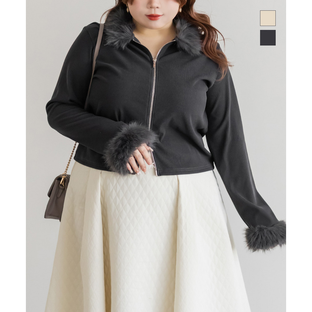 ファー付きフロントジッププルオーバー