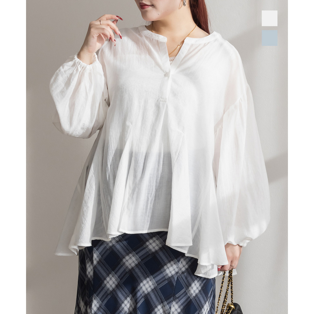 裾フレアシアーブラウス