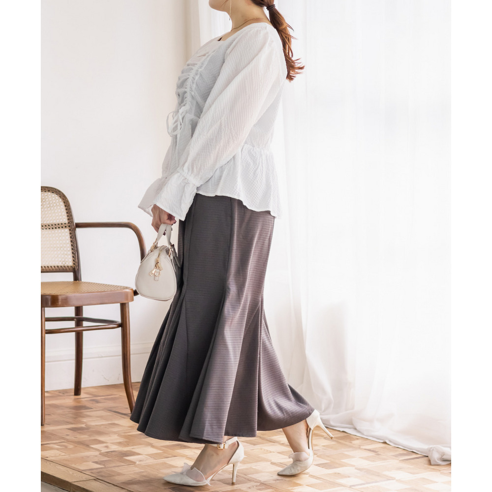 CLETTEオリジナルスクエアネックシャーリングブラウス11