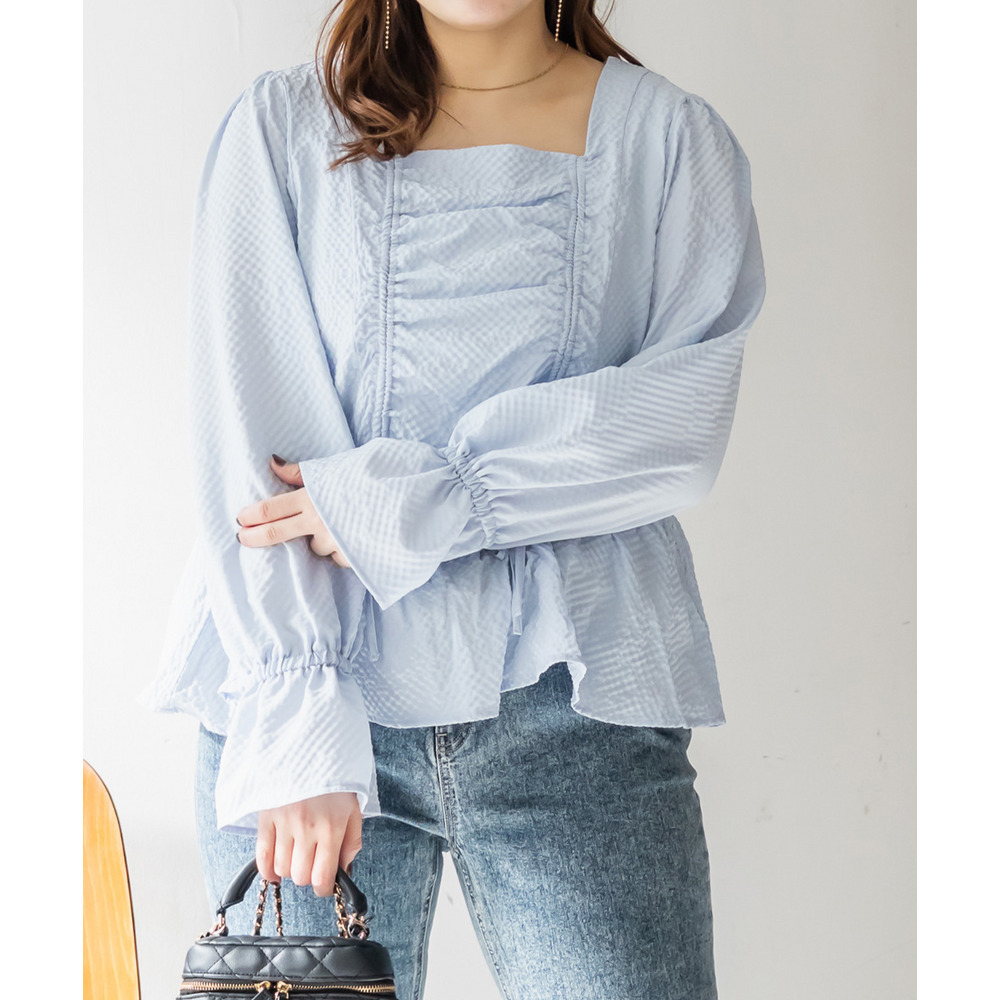 CLETTEオリジナルスクエアネックシャーリングブラウス1