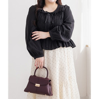 シャーリングリボンブラウス