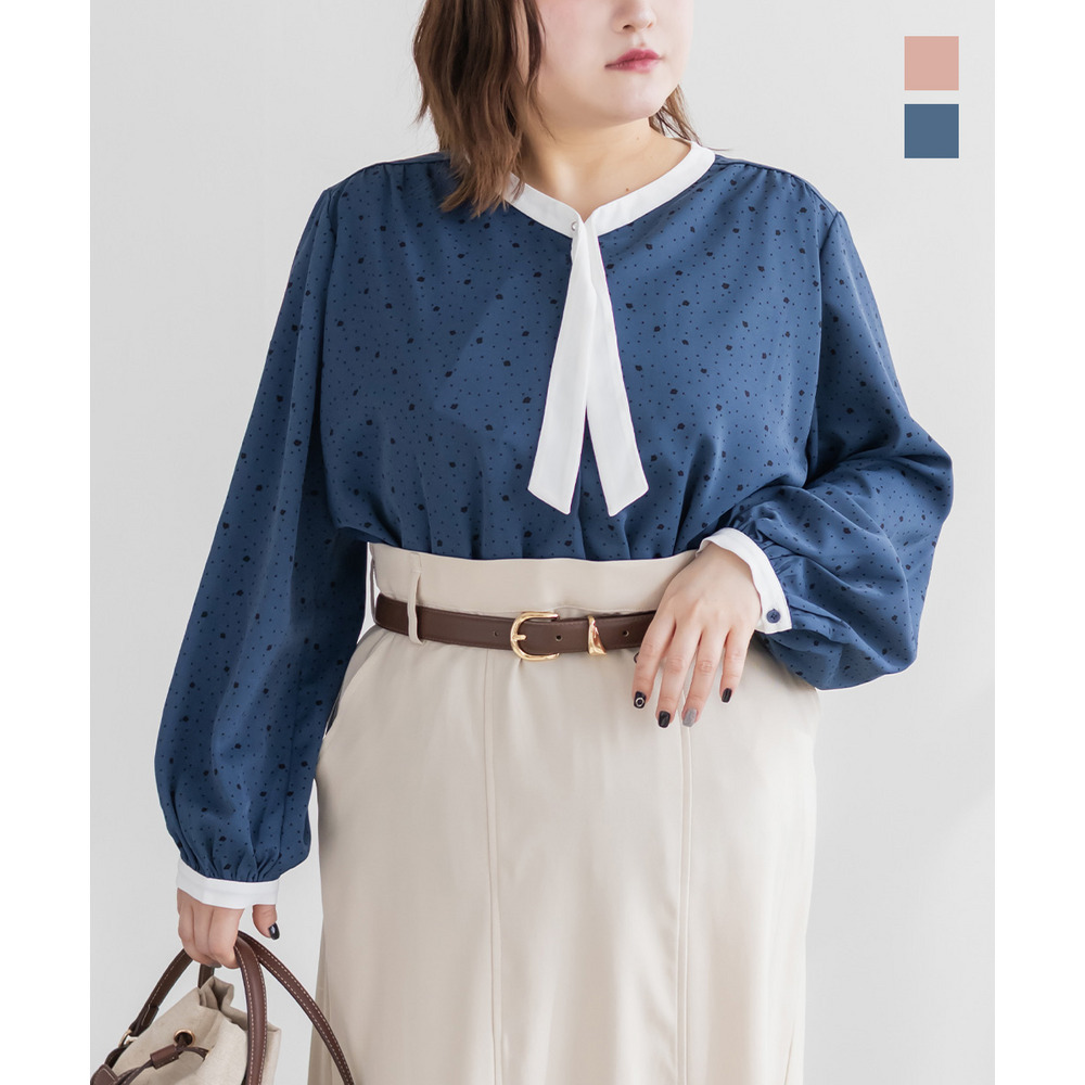 パール釦付き配色ボウタイブラウス
