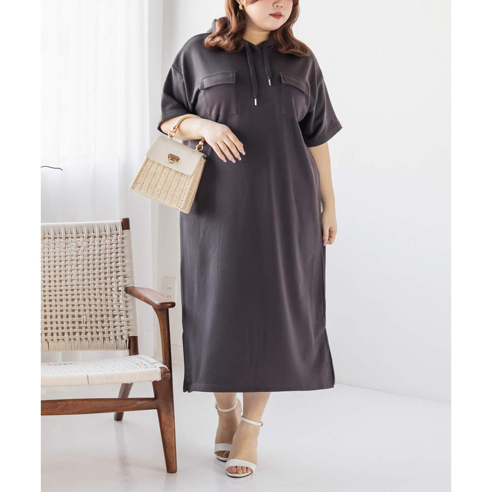 フード付きミニ裏毛ワンピース1