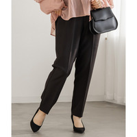 ジップタックテーパードパンツ