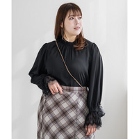 CLETTEオリジナル袖レースシャーリング襟ブラウス