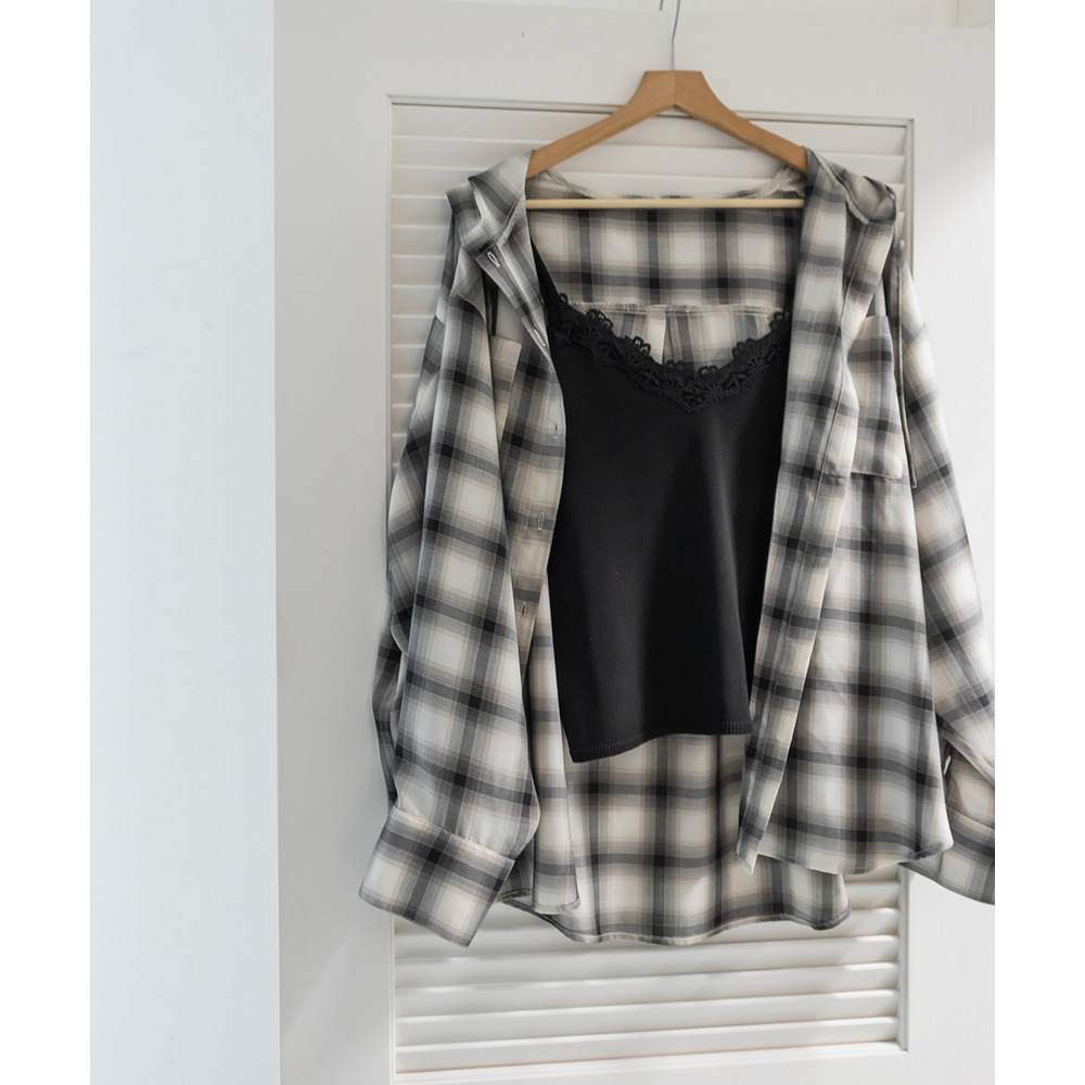 レース付きニットキャミソール4