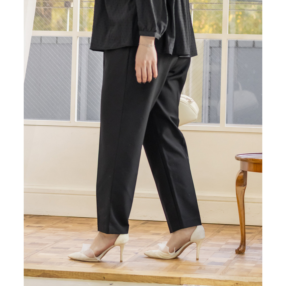 タックプレステーパードパンツ9