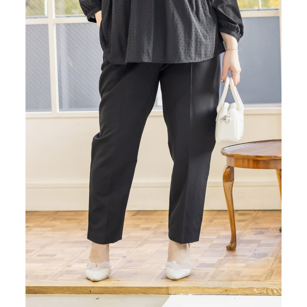 タックプレステーパードパンツ1