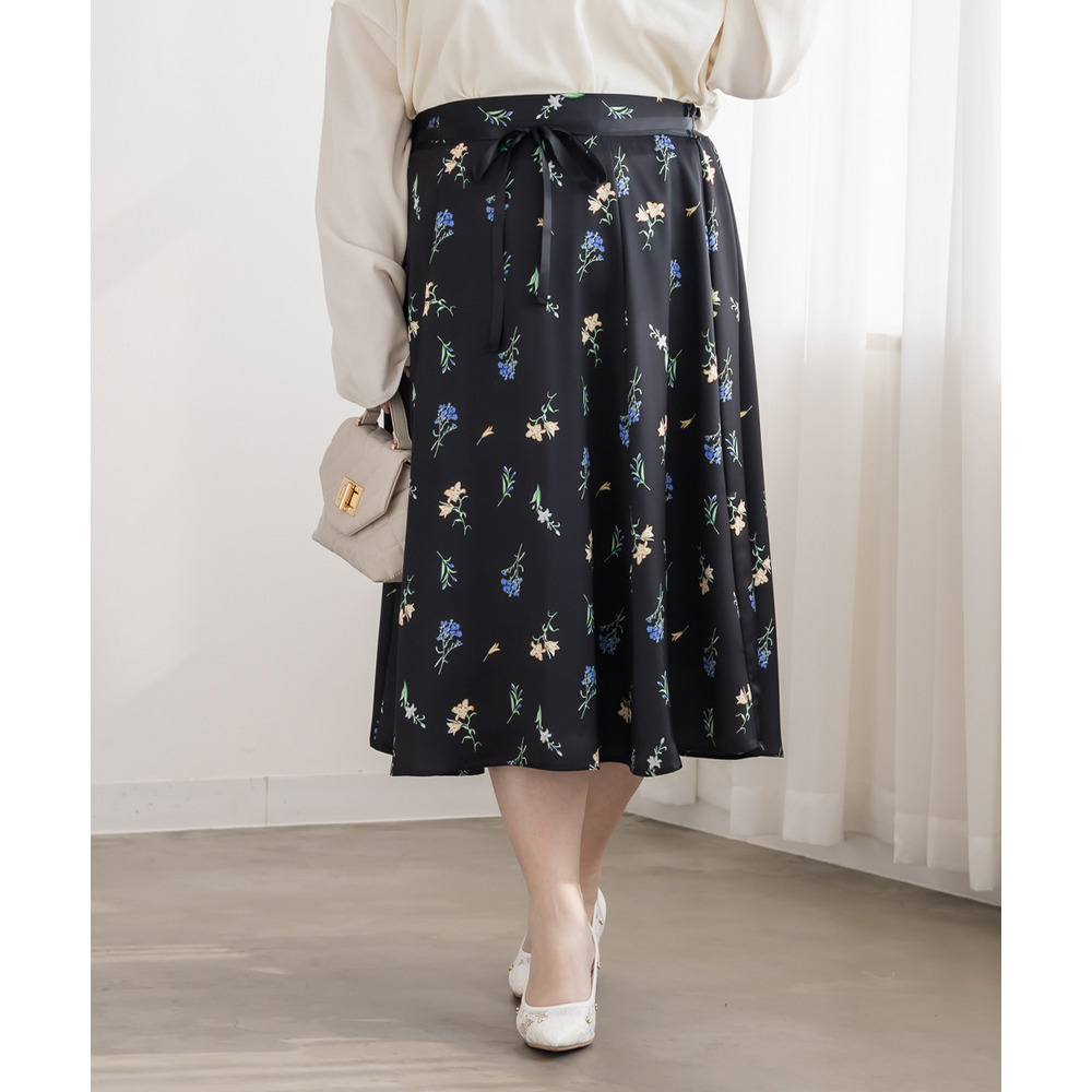 花柄サテンフレアスカート8