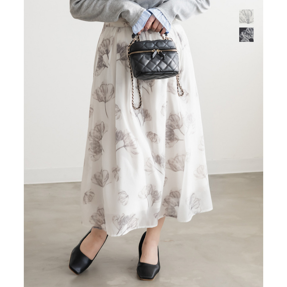 ぼかし花柄シアーフレアスカート