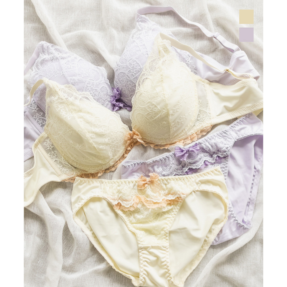 フェミニンレースブラジャー＆ショーツセット