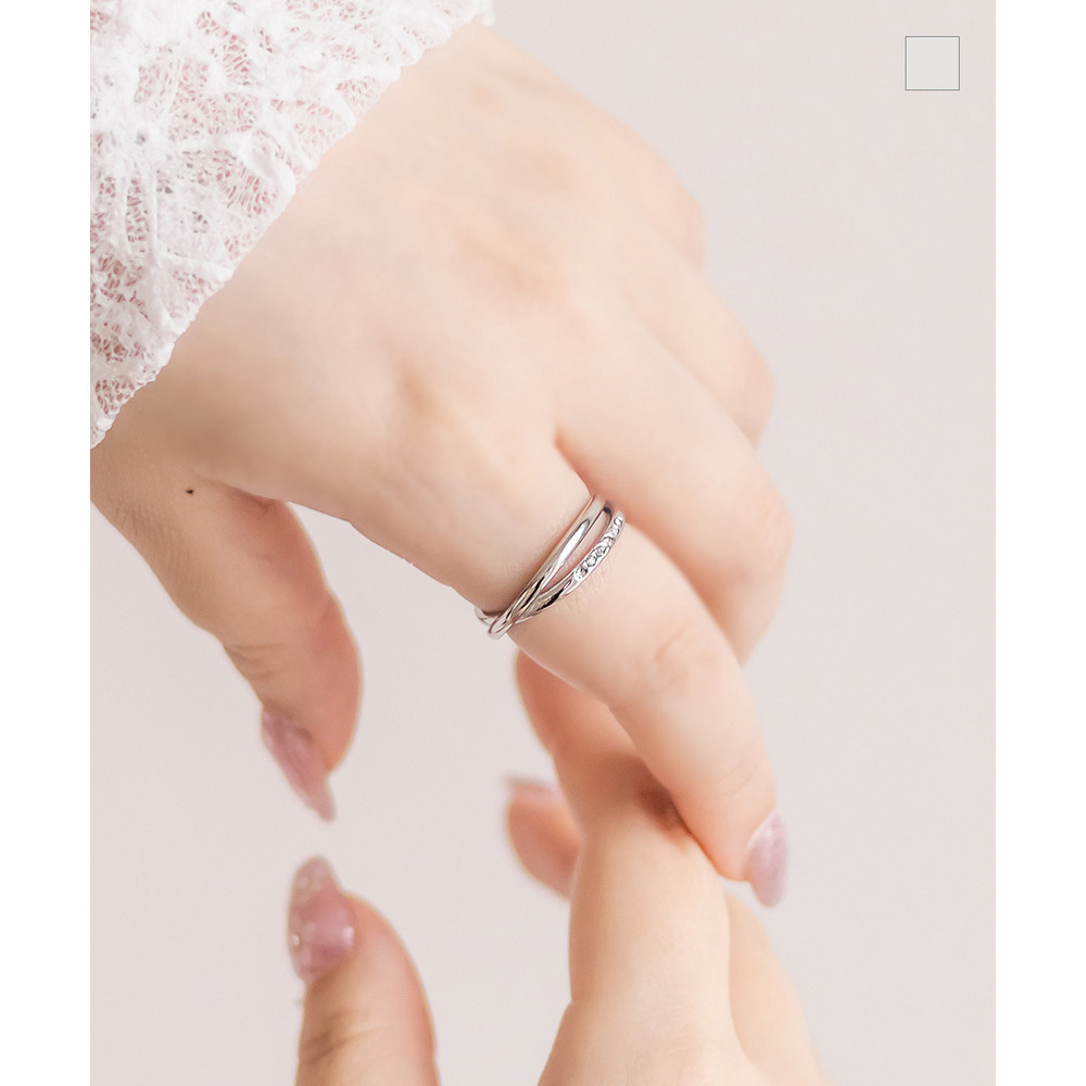 CLETTEオリジナルステンレスクロスビジューリング