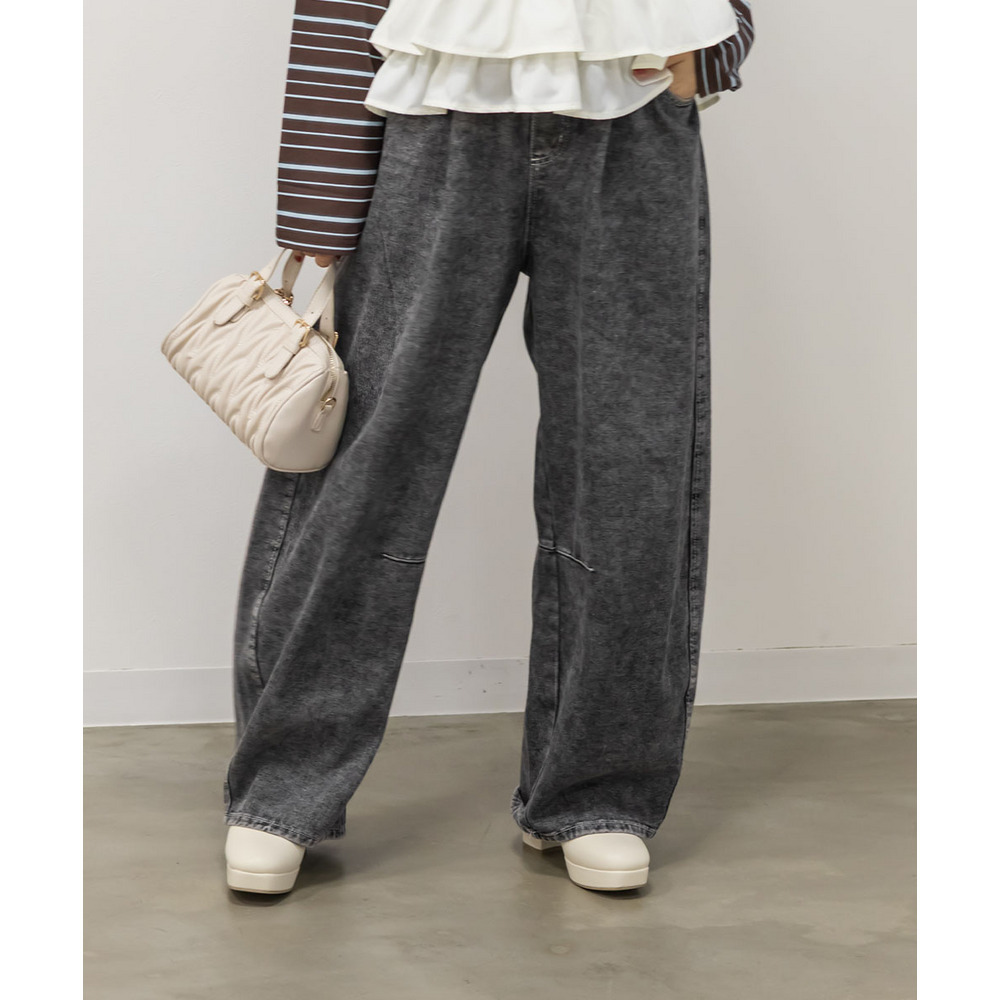 ドロスト付きバレルレッグデニムパンツ5