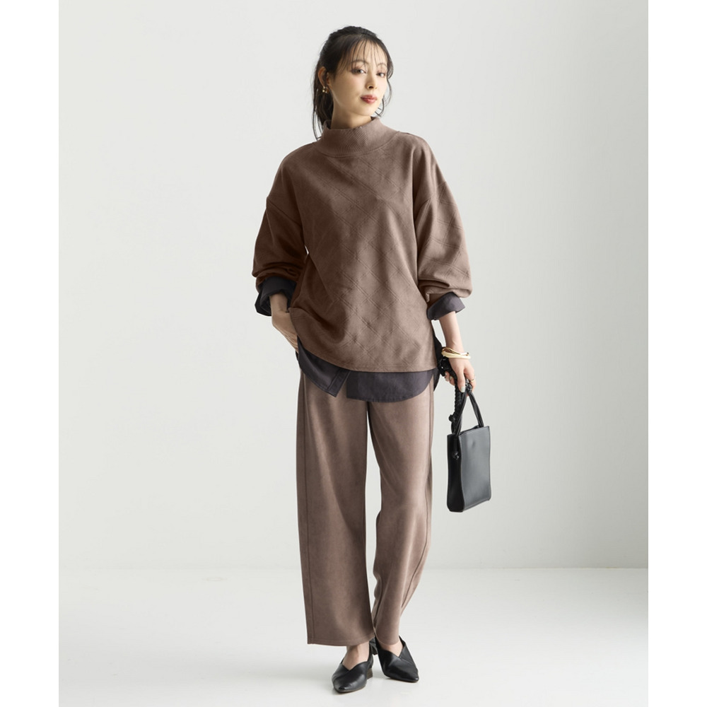 洗濯機で洗えるフェイクスエードエンボス柄ハイネックゆるプルオーバー 大きいサイズ23