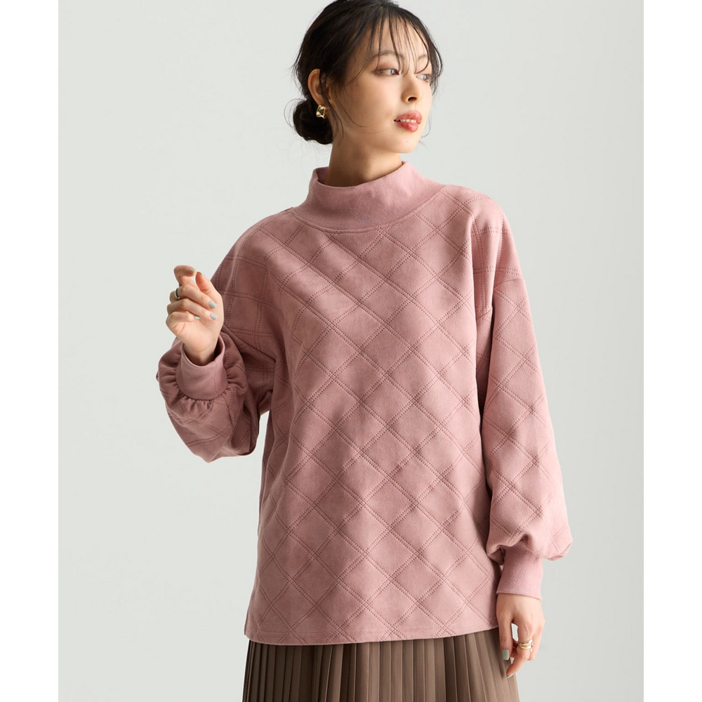 洗濯機で洗えるフェイクスエードエンボス柄ハイネックゆるプルオーバー 大きいサイズ1