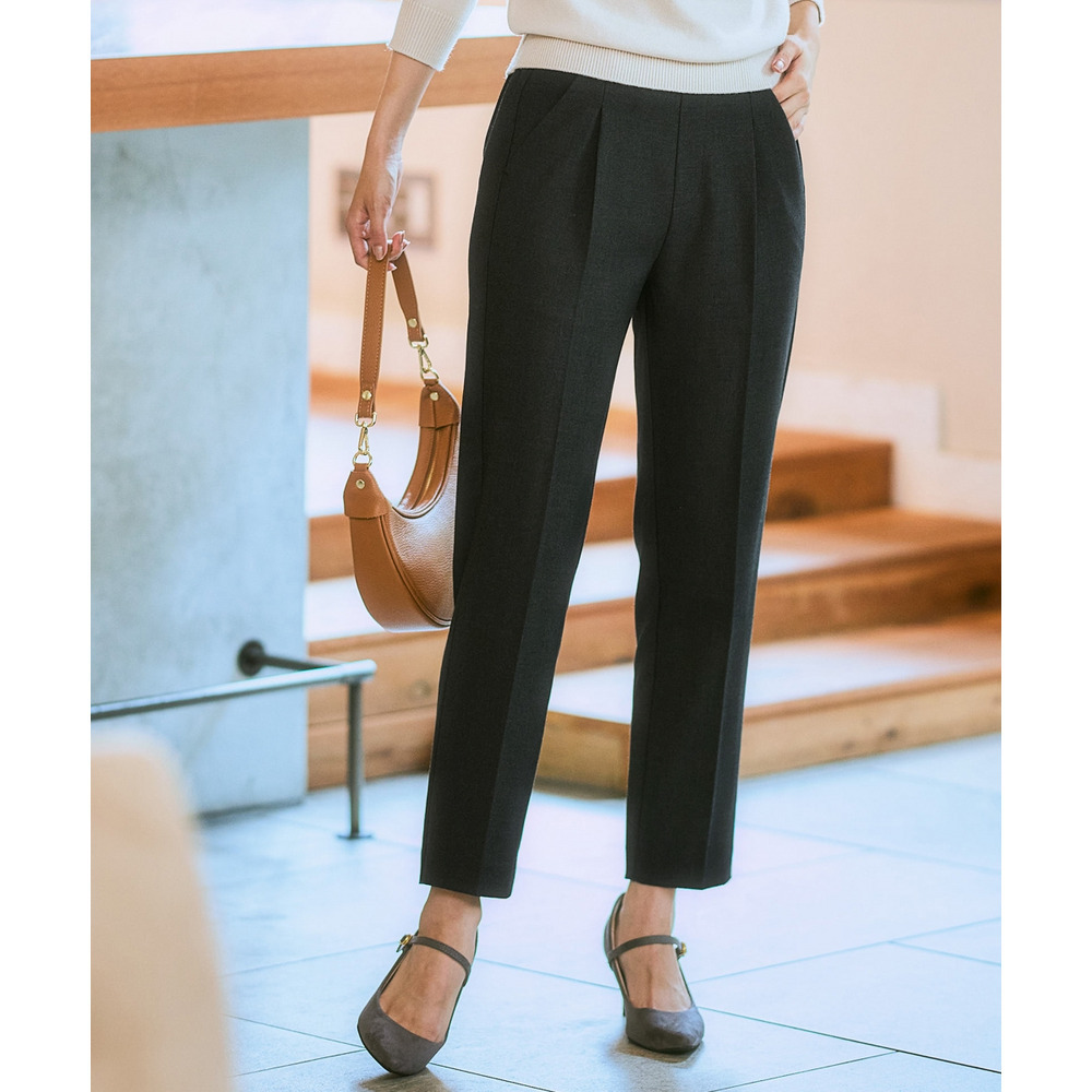 【あったか裏起毛】ウール調ストレッチテーパードパンツ(しわになりにくい・保温性) 大きいサイズ1