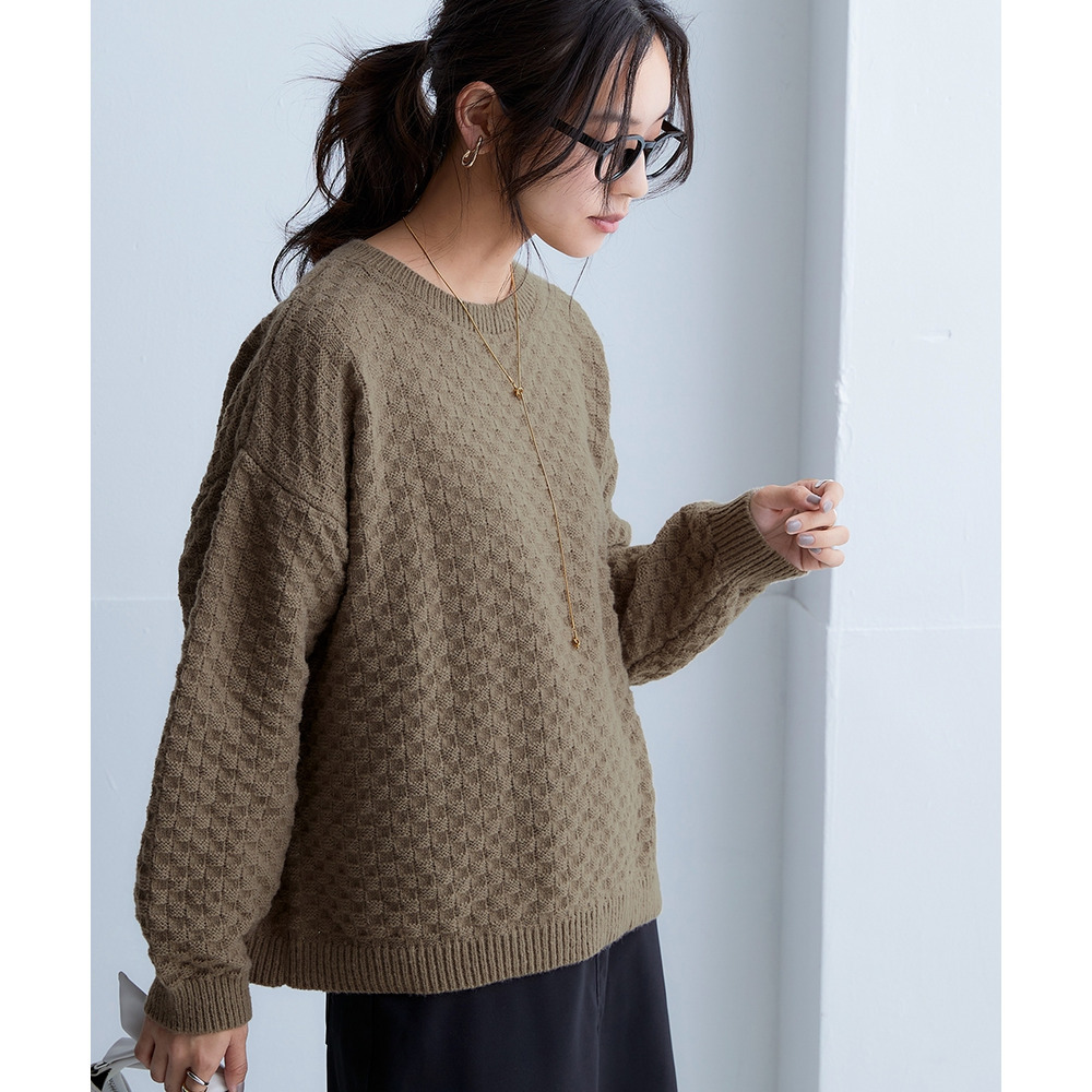 洗えるふんわり編み柄オーバーサイズ鹿の子ニットプルオーバー 大きいサイズ1