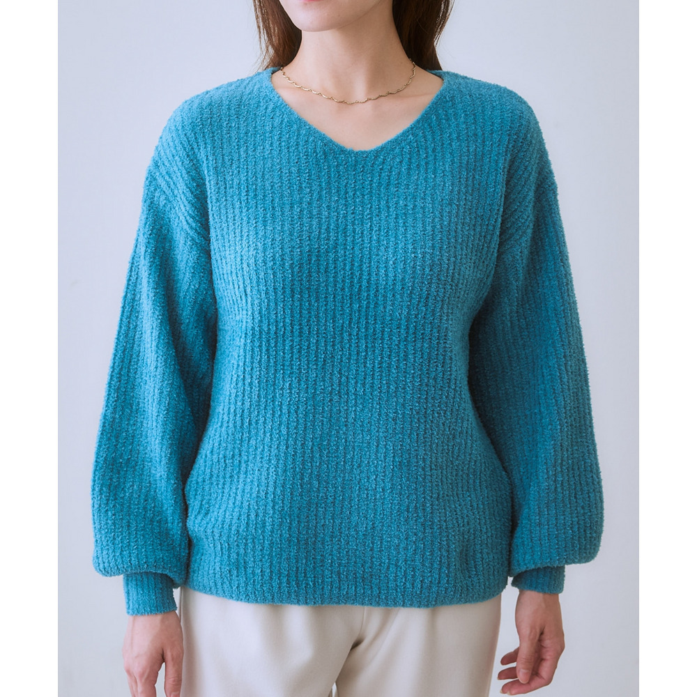 ふんわりやわらかVネック軽量ニット 大きいサイズ18