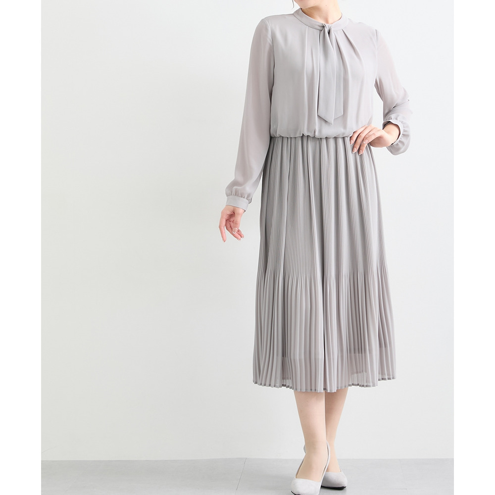 【入学式・卒業式・フォーマル】ダブルクロスノーカラージャケット+シフォンジョーゼットプリーツワンピースアンサンブル 大きいサイズ20