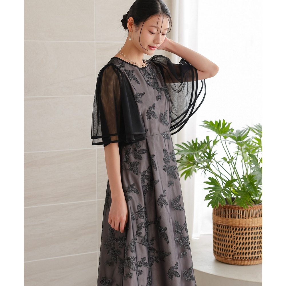 【結婚式・パーティードレス】チュール刺繍使いフレアスリーブワンピースドレス 大きいサイズ3