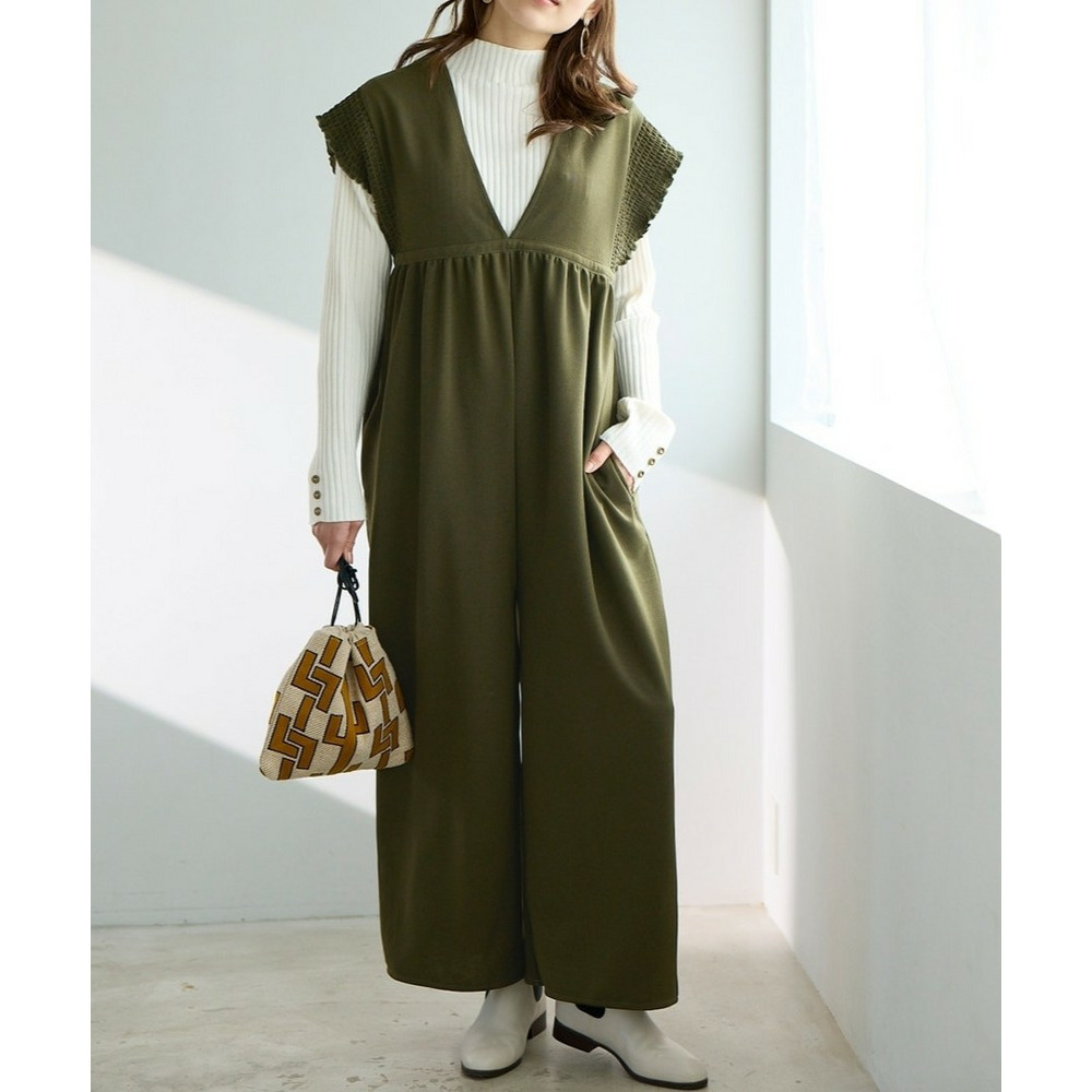 フリルデザインやわらかサロペットパンツ（ゆったりヒップ） 大きいサイズ