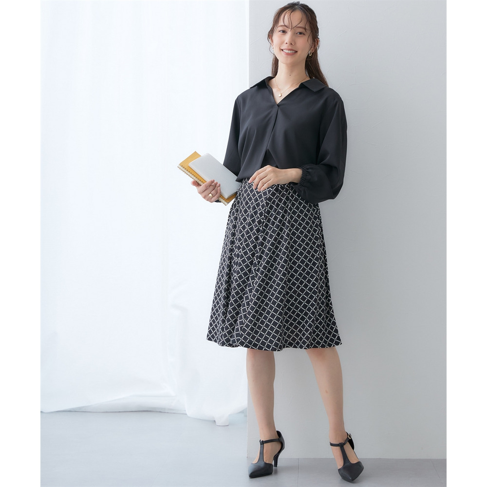 【しわになりにくい・ストレッチ】スキッパーカラー袖ボリュームブラウス(とろみシリーズ) 大きいサイズ17