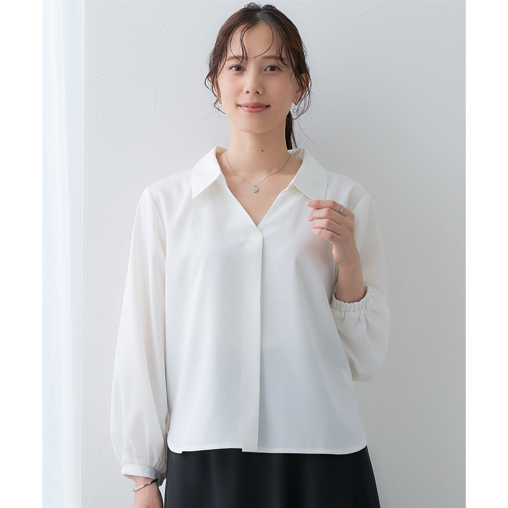 【しわになりにくい・ストレッチ】スキッパーカラー袖ボリュームブラウス(とろみシリーズ) 大きいサイズ1