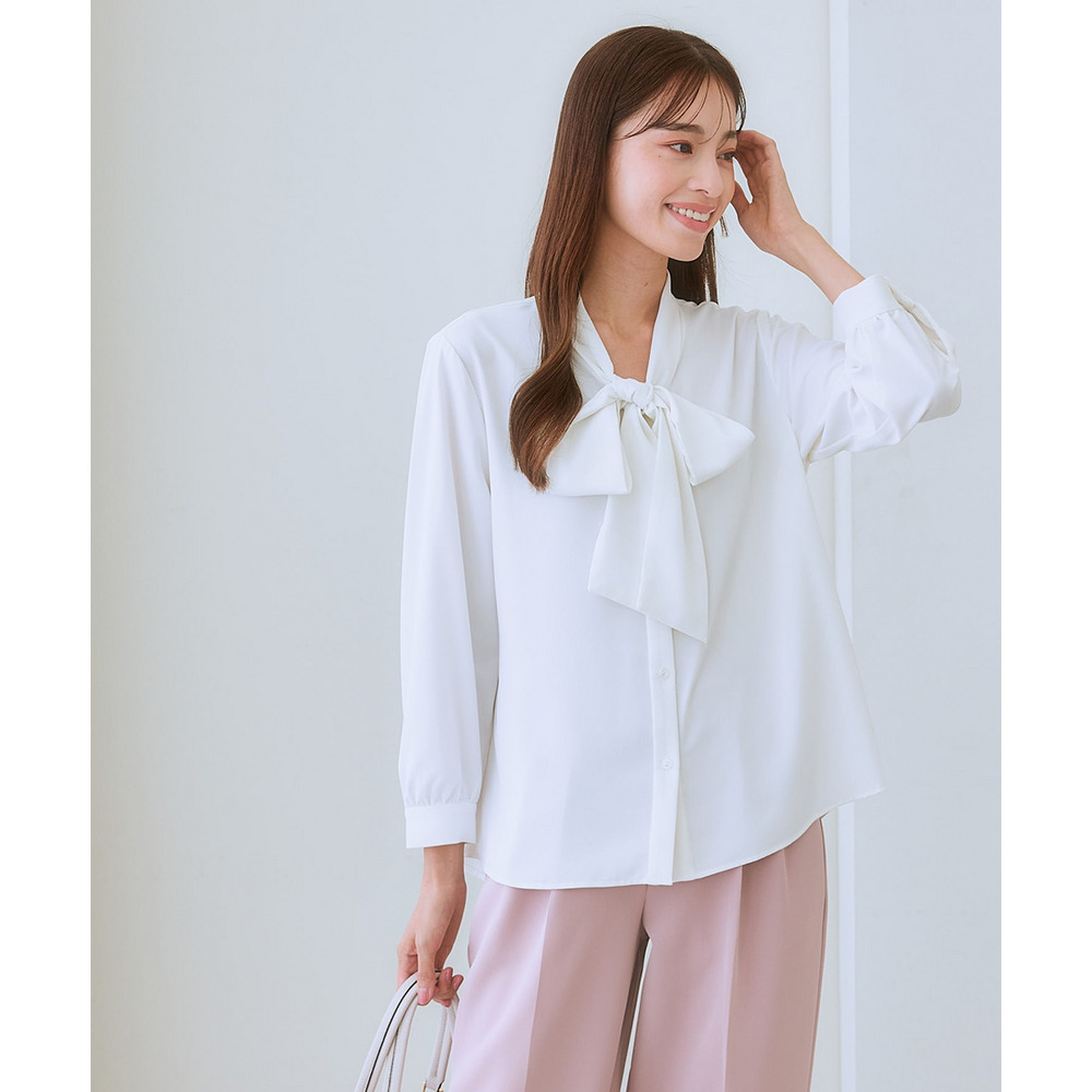 ストレッチパウダーサテンビッグリボンタイブラウス(しわになりにくい・速乾・洗濯機OK・UVカット) 大きいサイズ10