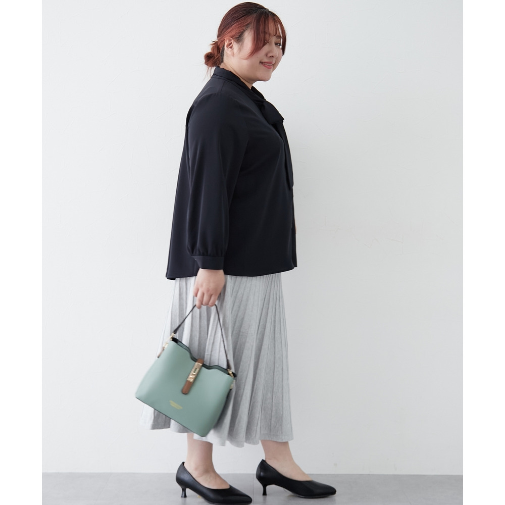 ストレッチパウダーサテンビッグリボンタイブラウス(しわになりにくい・速乾・洗濯機OK・UVカット) 大きいサイズ23