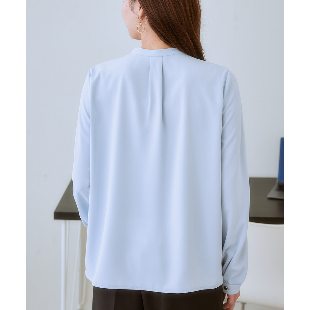 ストレッチパウダーサテンピンタックブラウス(しわになりにくい・速乾・洗濯機OK・UVカット) 大きいサイズ23