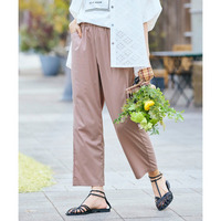 ストレッチうす軽楽ちんクロップドストレートパンツ（吸汗速乾）（ゆったりヒップ）　大きいサイズ