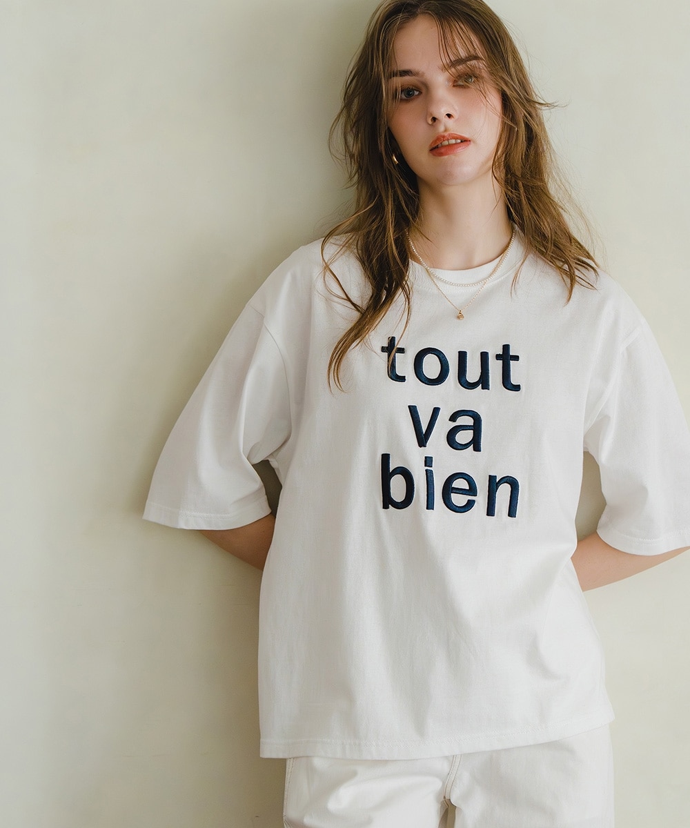 綿100％立体ロゴ刺しゅうルーズシルエットこなれTシャツ　大きいサイズ