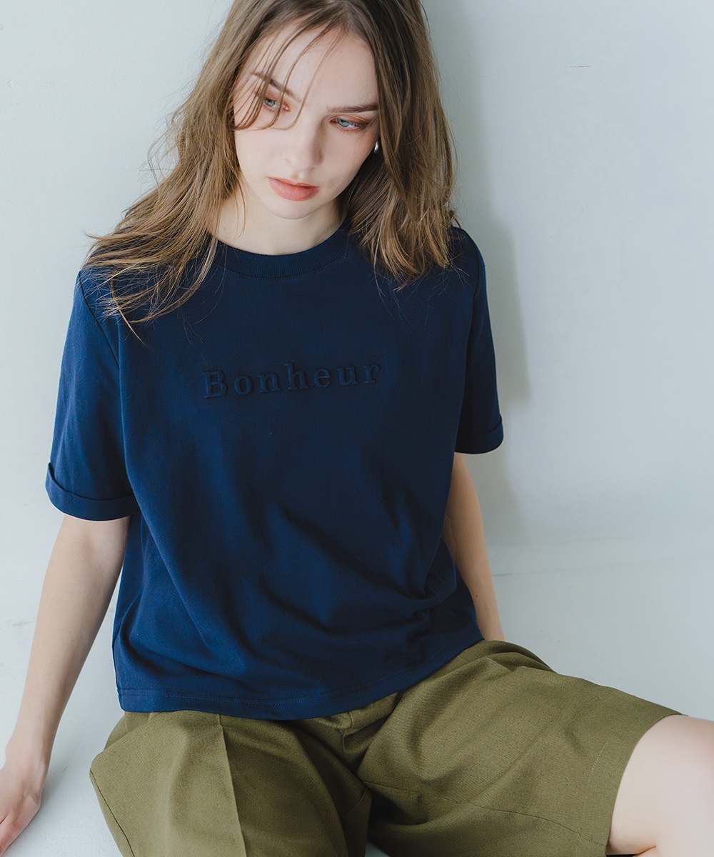綿100％エンボスロゴクロップド丈こなれTシャツ　大きいサイズ