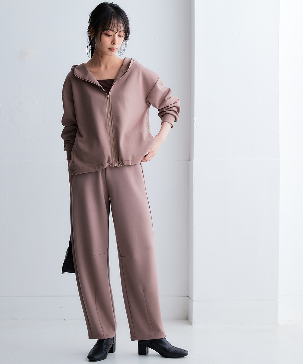 なめらかポンチ素材バレルレッグパンツ(セットアップ可能) 大きいサイズ25