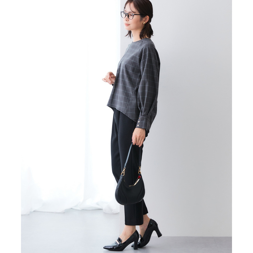 【あったか裏起毛】袖ゴールドボタンプルオーバーブラウス(しわになりにくい・ストレッチ・保温性) 大きいサイズ13