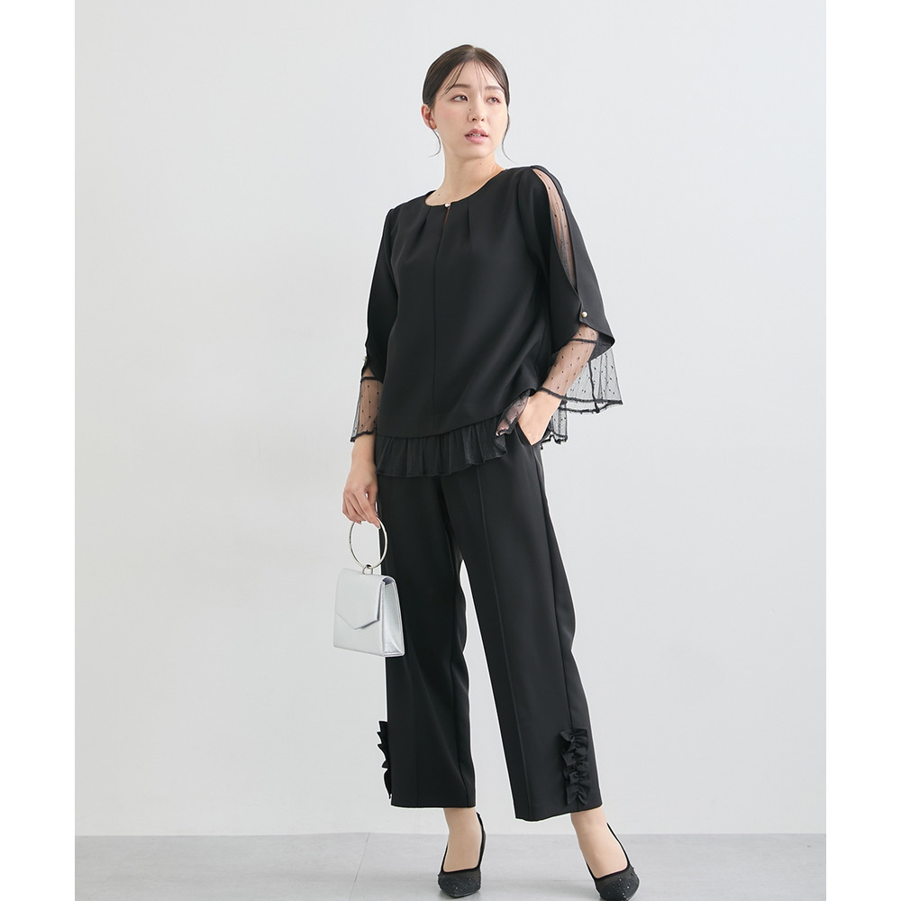 【結婚式・パーティードレス】レースレイヤードブラウス+脇フリルセミワイドパンツセットアップ 大きいサイズ1