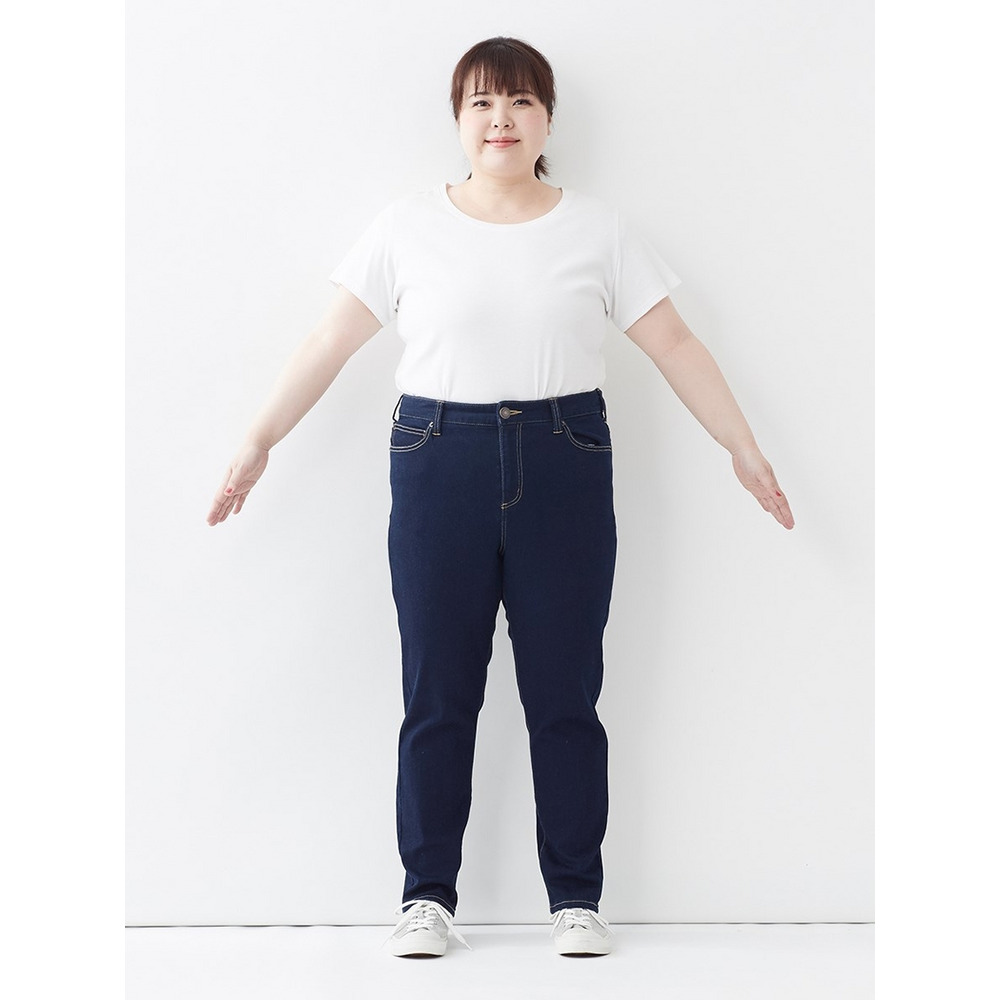 大きいサイズ すごのびストレッチデニムスリムパンツ（ゆったり太もも）（股下68ｃｍ）26